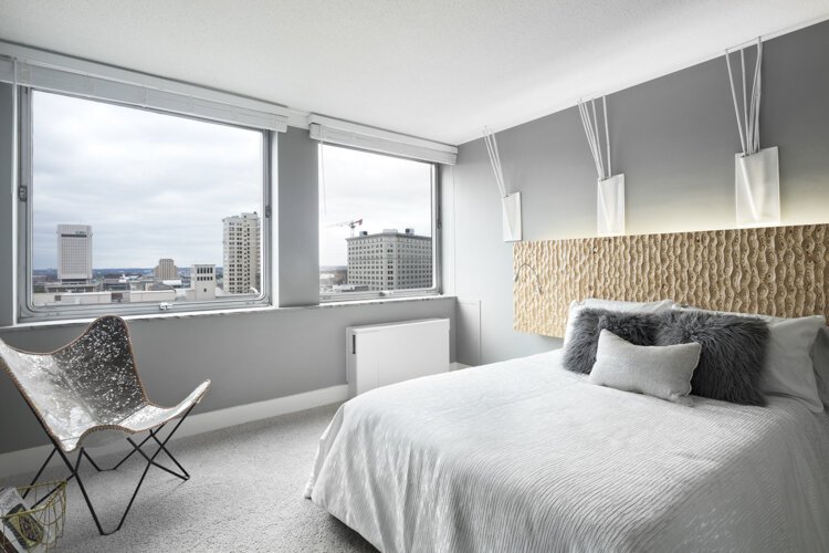 The Luckman model suite bedroom